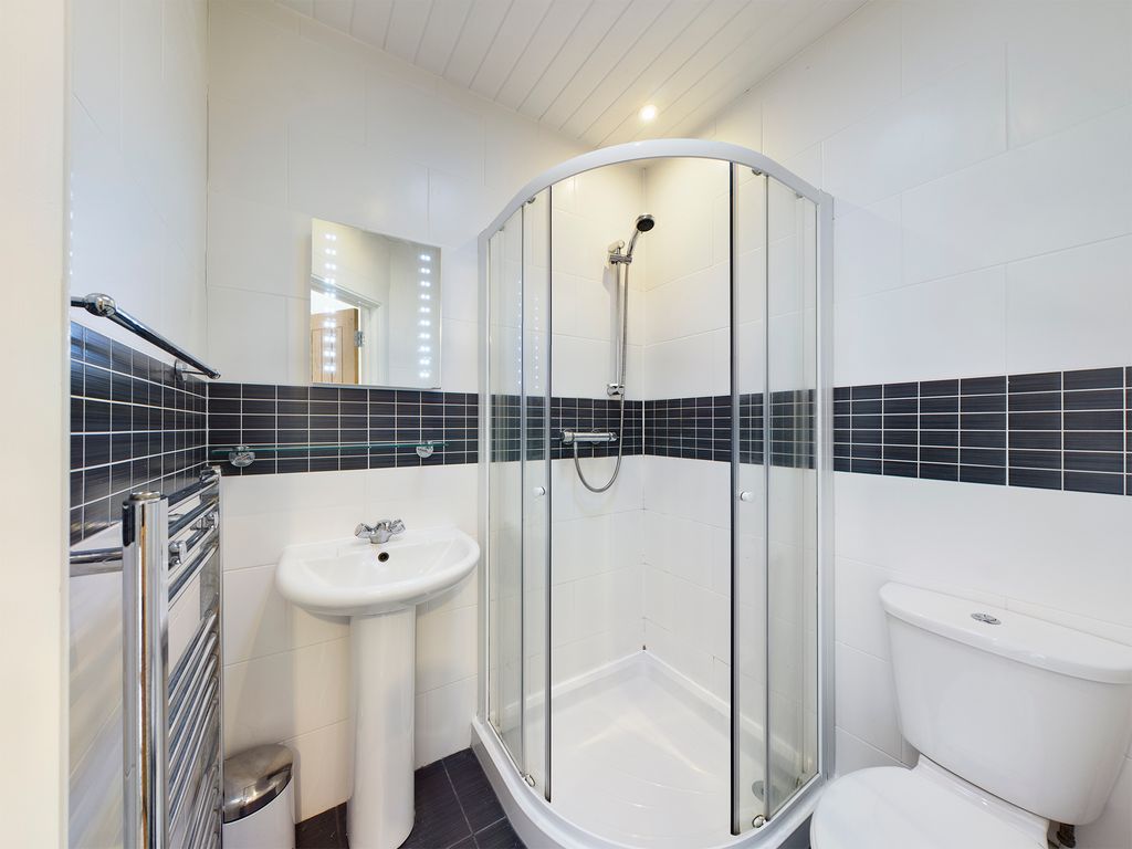 Additional image 9 of 4 bed end terrace house to rentGrenville Road, St Judes PL4