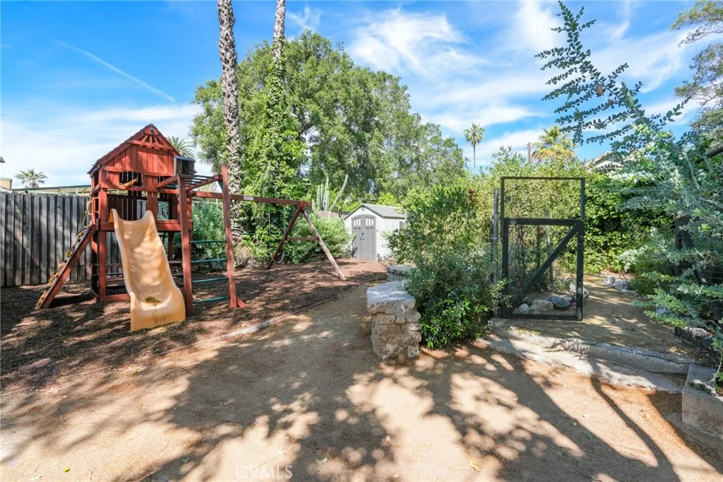 Additional image 144 of 371 E Claremont St, Pasadena, CA 91104