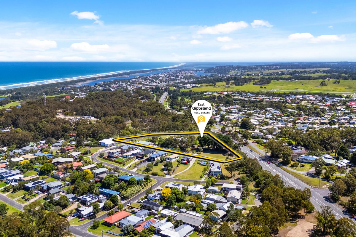 196 Princes Highway, Lakes Entrance VIC 3909
