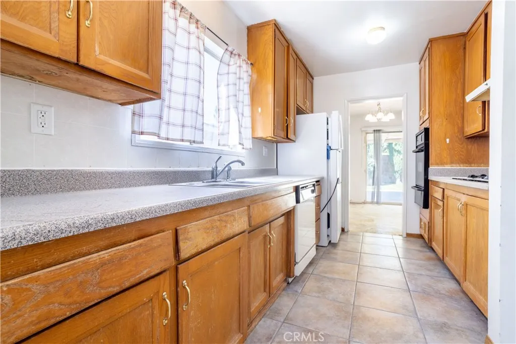 Additional image 39 of 10411 Andasol Avenue, Granada Hills, CA 91344