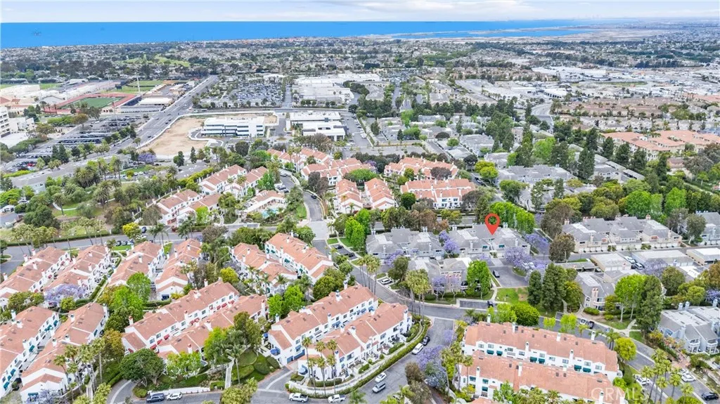 Additional image 47 of 19401 Sunray Lane Unit 204, Huntington Beach, CA 92648