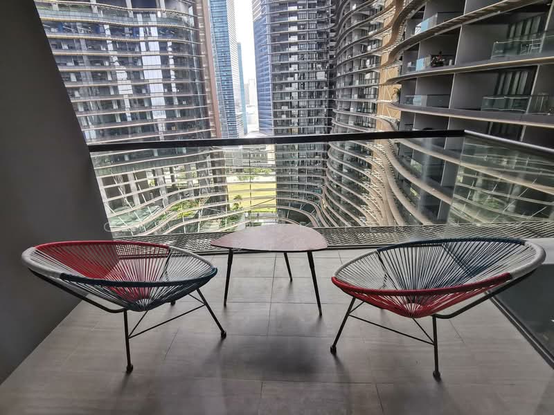 21 Marina Way