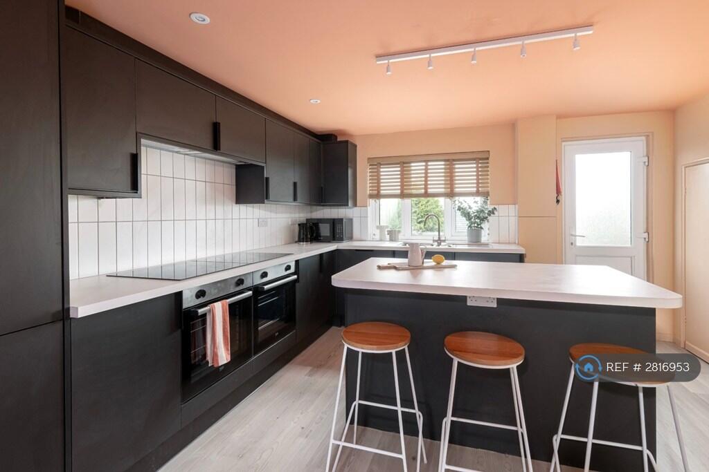 Sheridan Road, Bath, BA2