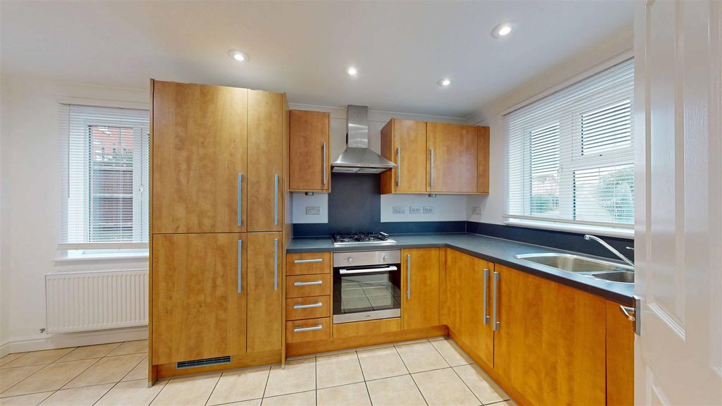 Additional image 4 of 4 bed detached house to rentLittle Casterton Road, Stamford PE9