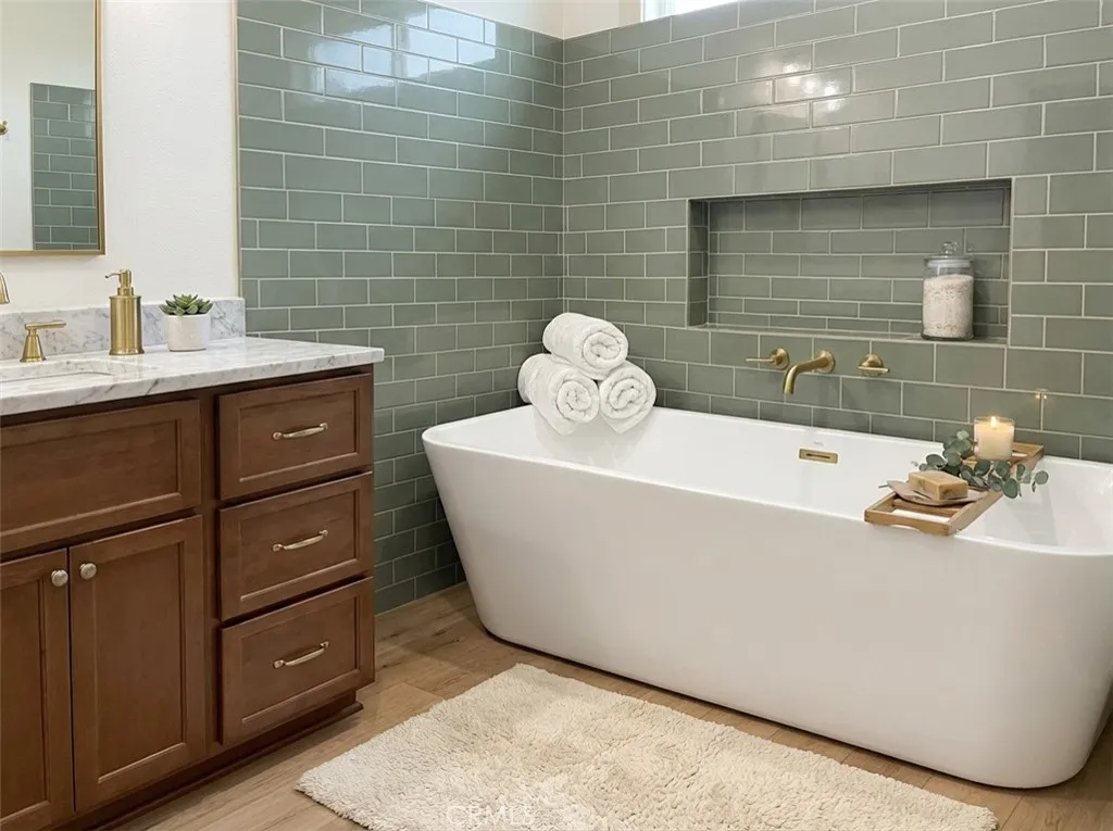Additional image 42 of 4239 S Raymond Avenue, Los Angeles, CA 90037