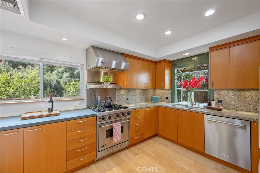Additional image 82 of 4109 Empis Street, Woodland Hills, CA 91364