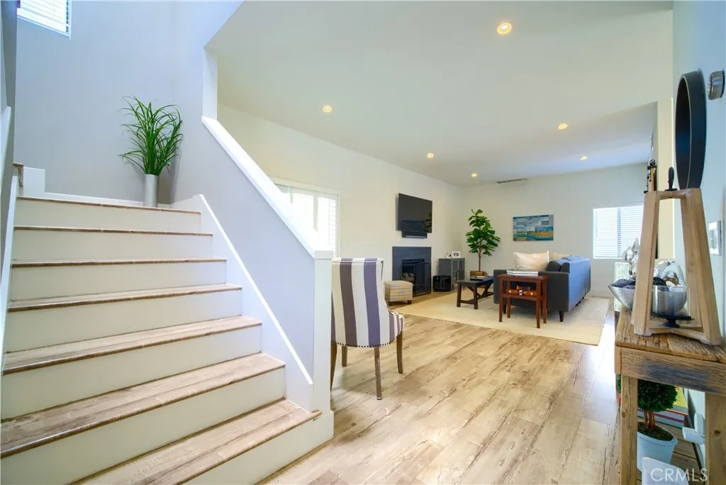 Additional image 10 of 1919 Carnegie Ln Unit C, Redondo Beach, CA 90278
