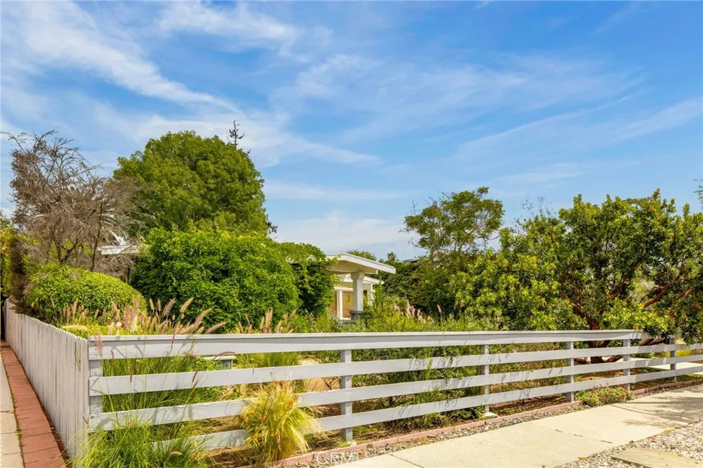 Additional image 90 of 3746 Ocean View Avenue, Los Angeles, CA 90066