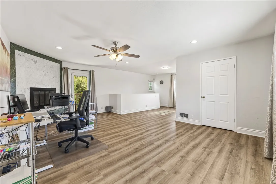 Additional image 51 of 2389 Mayfield Avenue, Montrose, CA 91020