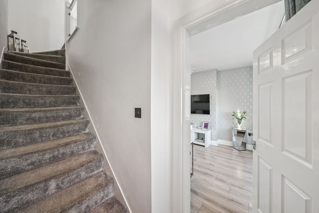 Additional image 11 of 2 bed terraced house for saleGarscadden Road, Glasgow G15