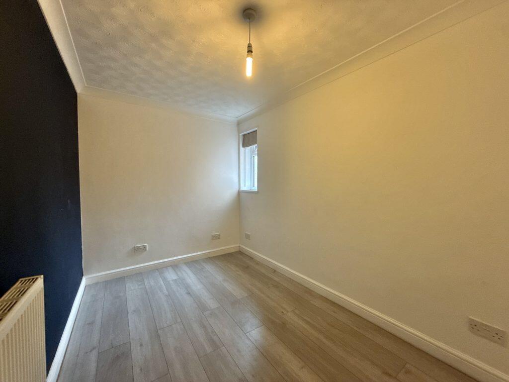 Additional image 15 of Laburnum Way, Yeovil, Somerset, BA20 *Annexe*