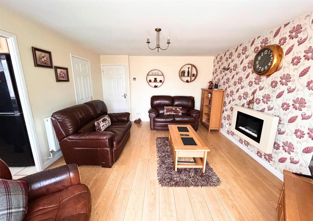 Additional image 4 of Pedlars Grove, Frome
