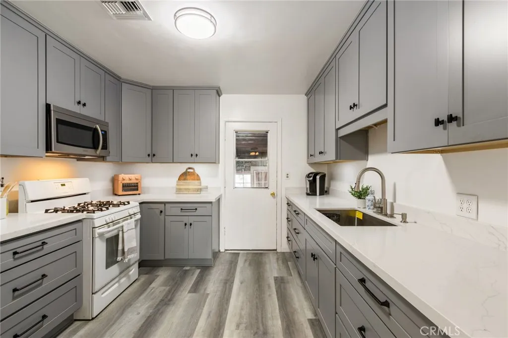 Additional image 23 of 9503 Bartley Avenue, Santa Fe Springs, CA 90670