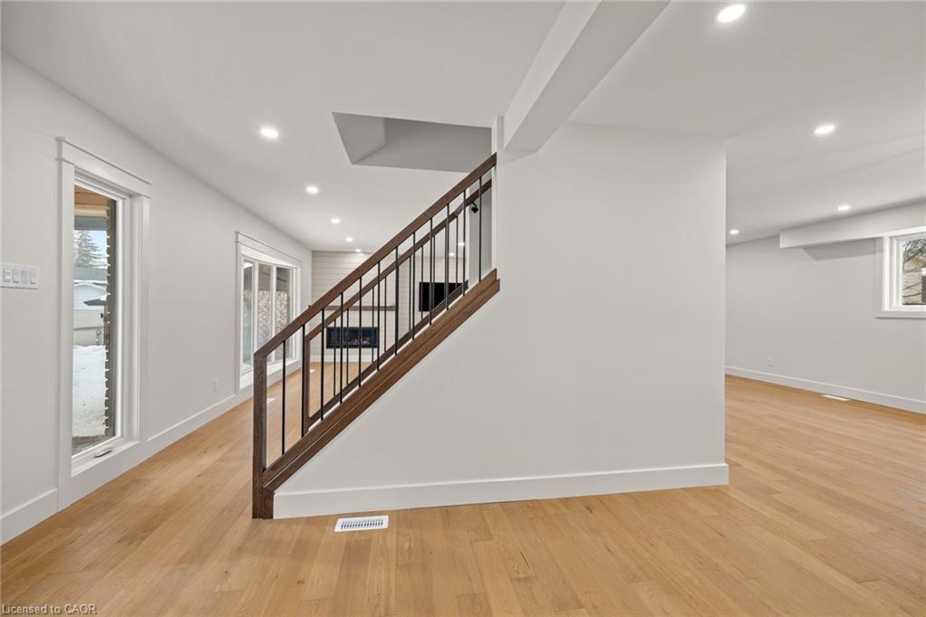 Additional image 6 of 361 Coleridge Place, Waterloo, ON, N2L 2V7