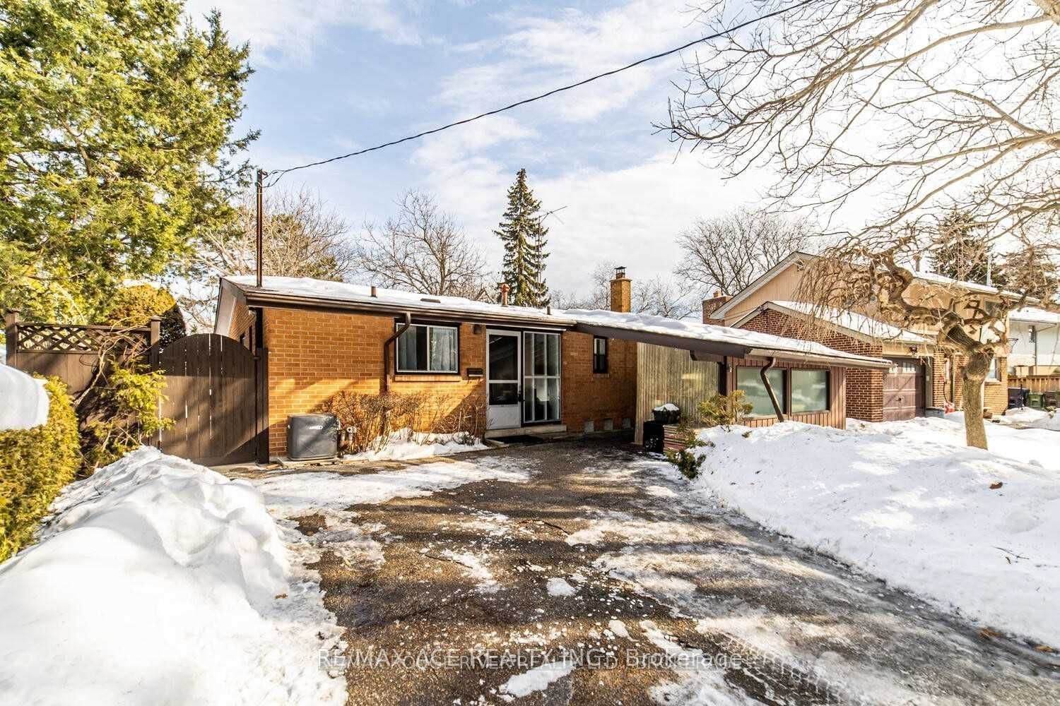 47 Munson Crescent, Toronto, ON, M1P 3M8