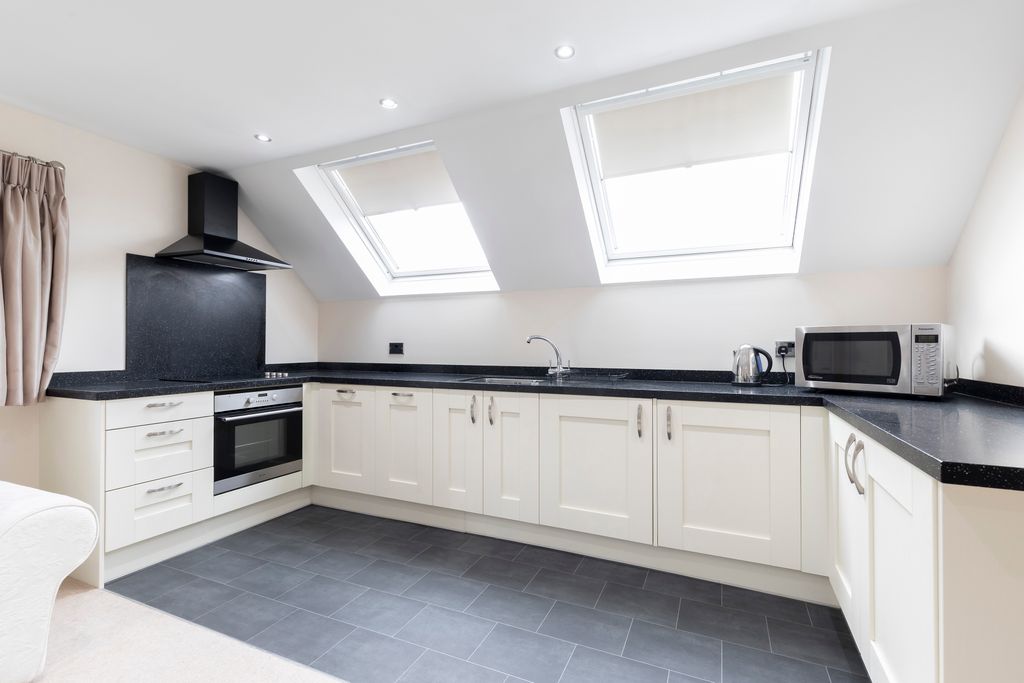 Additional image 2 of Studio to rentBowbridge Lane, Prestbury, Cheltenham GL52