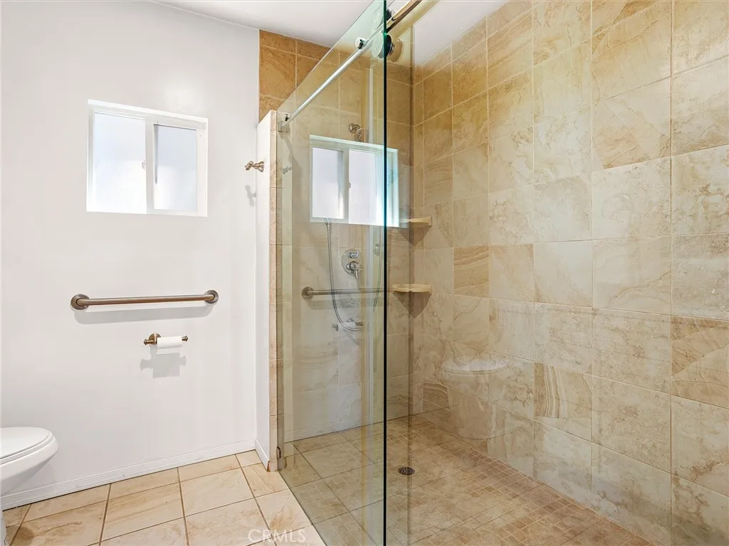 Additional image 129 of 1825 Altivo Way, Echo Park, CA 90026