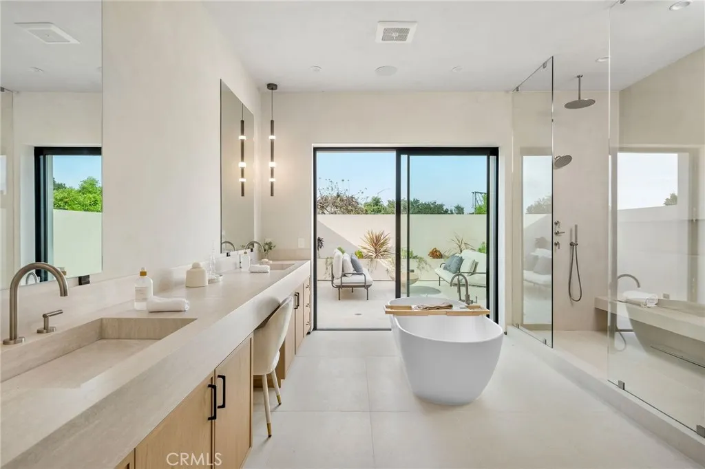 Additional image 124 of 15447 Huston St, Sherman Oaks, CA 91403