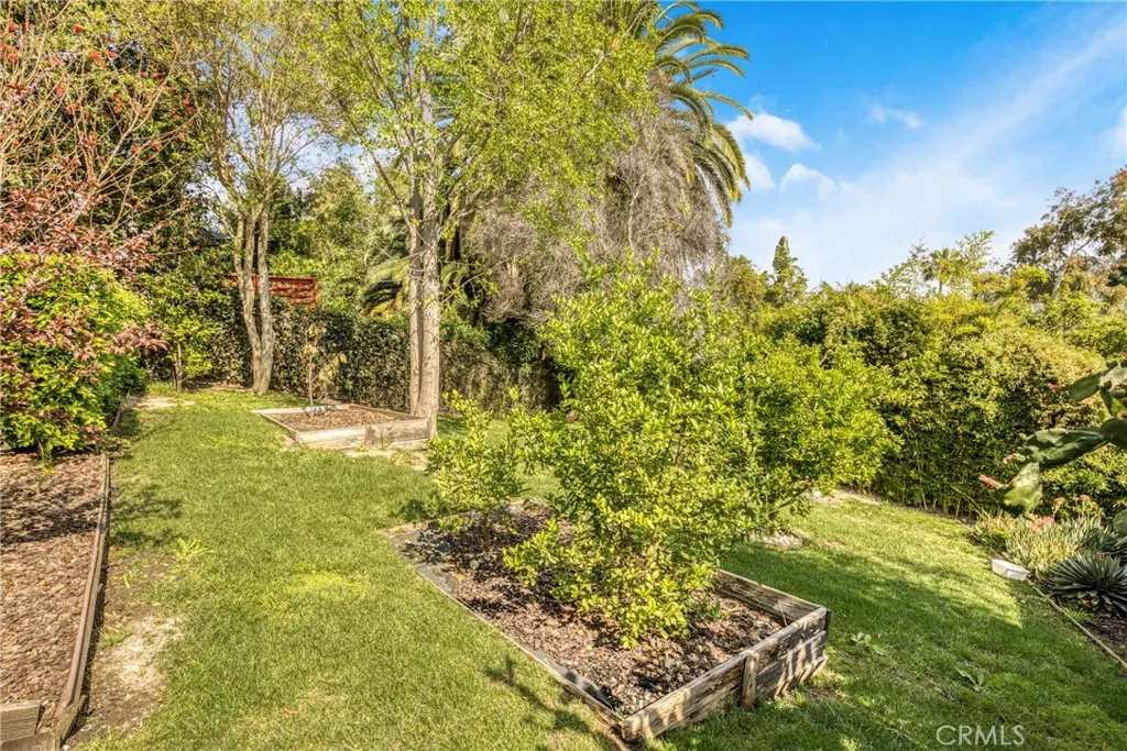 Additional image 73 of 3439 Winslow Dr, Los Angeles, CA 90026
