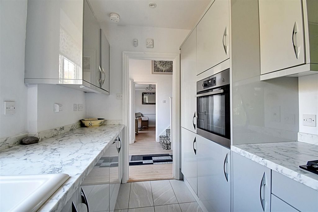 Additional image 5 of 2 bed end terrace house for saleDunkirks Mews, Hertford SG13