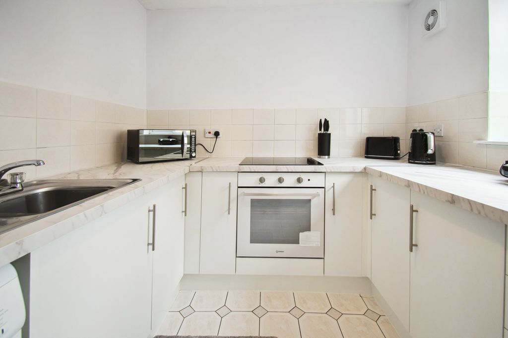 Additional image 4 of 2 bed flat to rentBulldale Street, Yoker, Glasgow G14