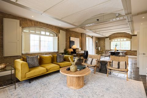 Ivory House, St. Katharine Docks, London E1W