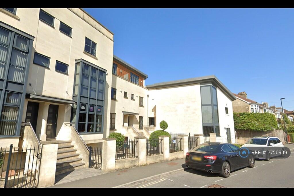 St John's Road, Bath, BA2