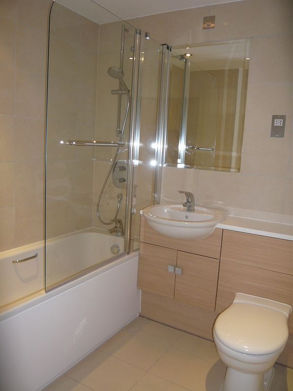 Additional image 6 of 2 bed flat to rentPark Way, Newbury, Berkshire RG14