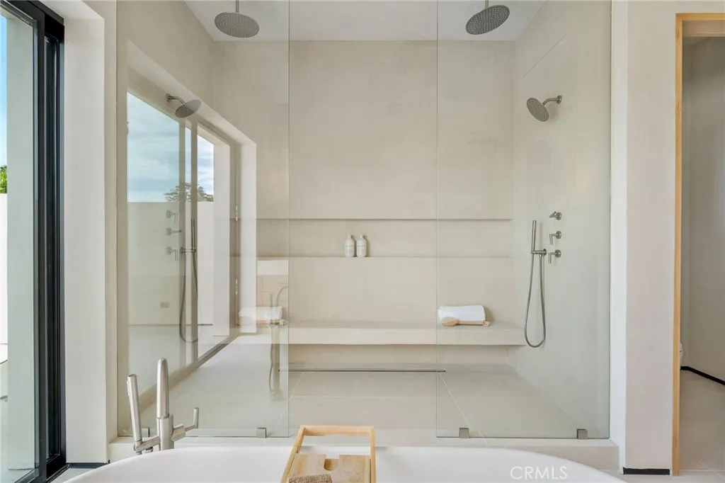 Additional image 52 of 15447 Huston St, Sherman Oaks, CA 91403