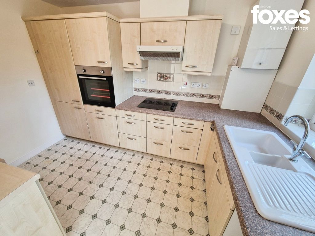 Additional image 3 of 2 bed flat to rentMelton Court, 37 Lindsay Road, Poole, Dorset BH13