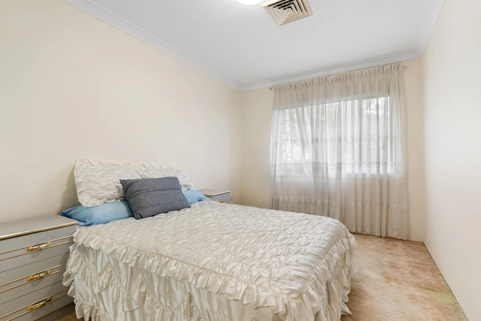 Additional image 8 of 2 Fielding Close, Wetherill Park NSW 2164