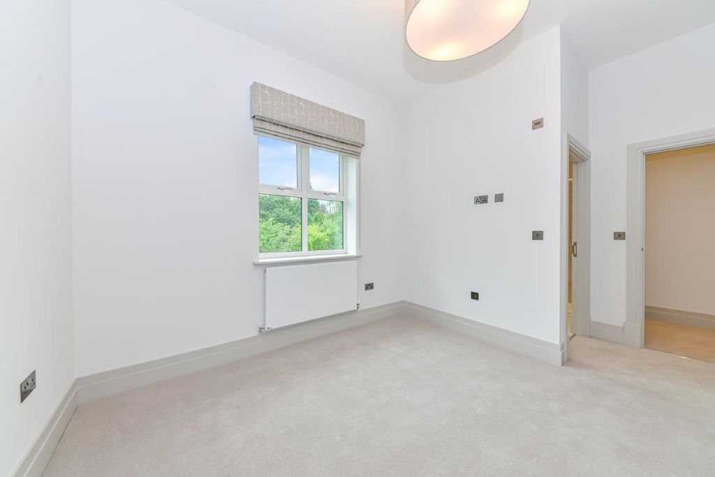 Additional image 17 of 6 bed detached house to rentClaremont Gardens, Norfolk Road, Edgbaston, Birmingham B15