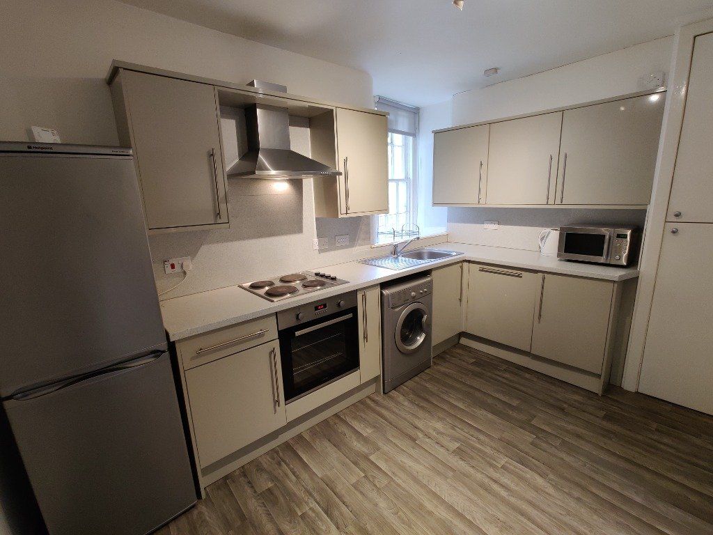 5 bed flat to rentBroughton Place, Edinburgh EH1 photo 4