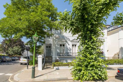 Addison Avenue, Holland Park W11
