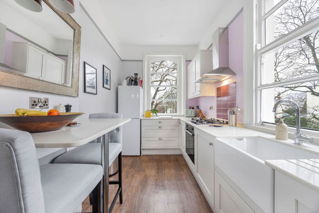 Additional image 9 of 3 bed flat for saleBurston House, Pittville Circus, Cheltenham, Gloucestershire GL52
