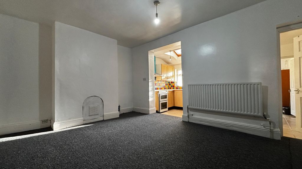 3 bed shared accommodation to rentMarlborough Street, Eastville, Bristol BS5 photo 4