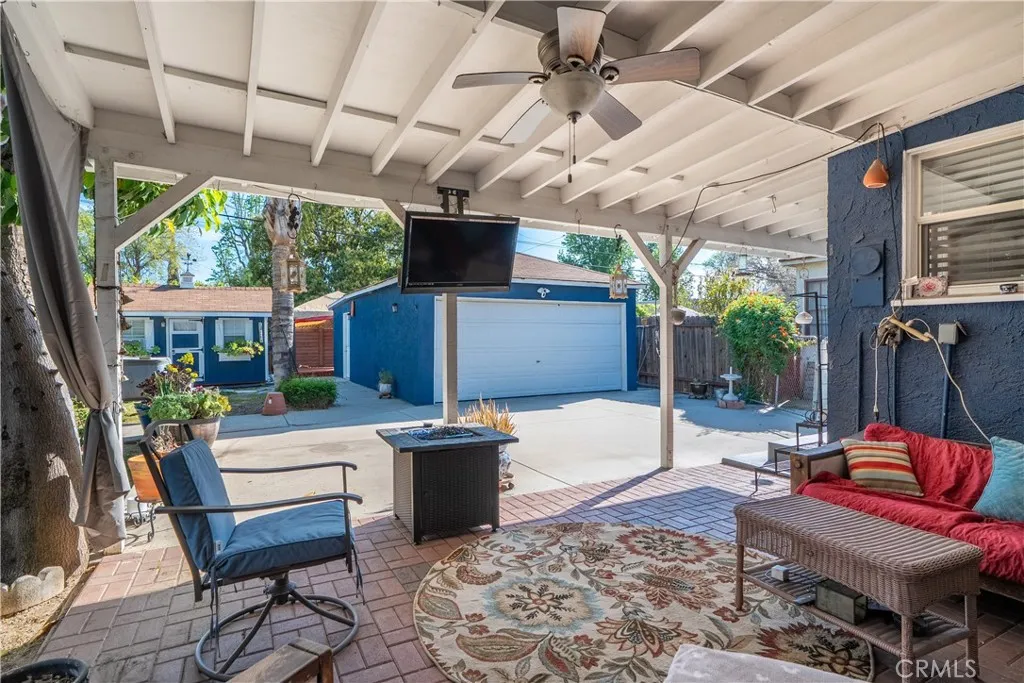 Additional image 41 of 17504 Hamlin St, Van Nuys, CA 91406