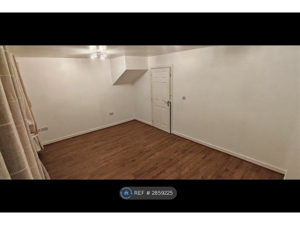Additional image 8 of 3 bed semi-detached house to rentBabbage Crescent, Corby NN17