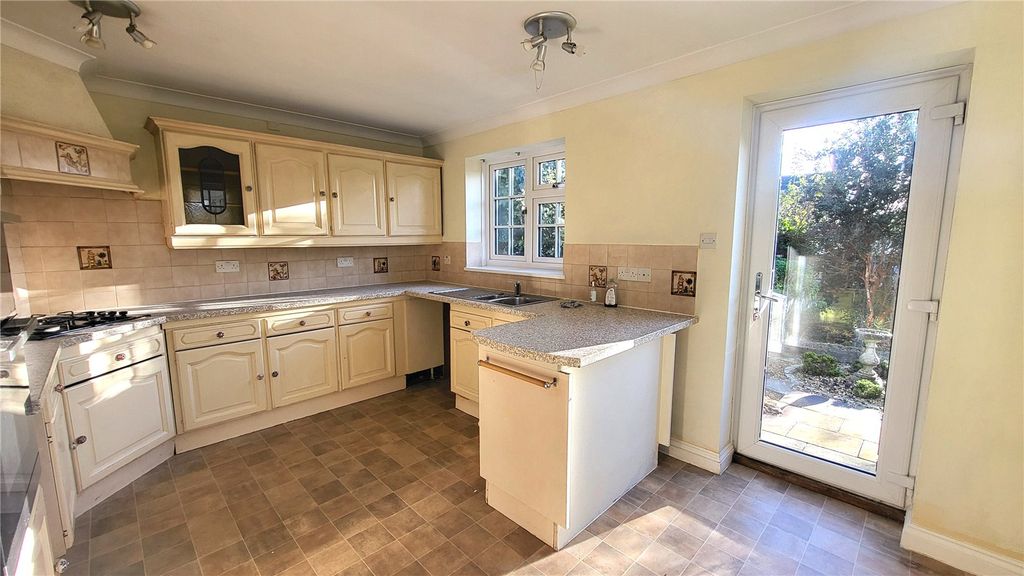 Additional image 4 of 3 bed detached house for saleLaundry Lane, St James, Shaftesbury, Dorset SP7
