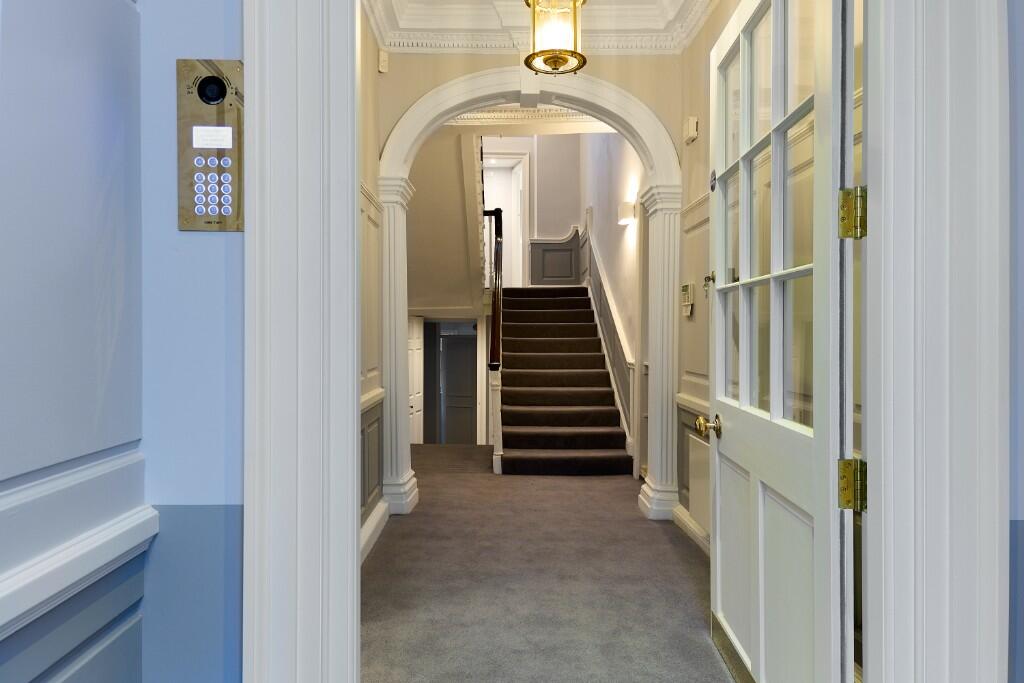7 Kingsmead Square, Bath BA1 2AB photo 3