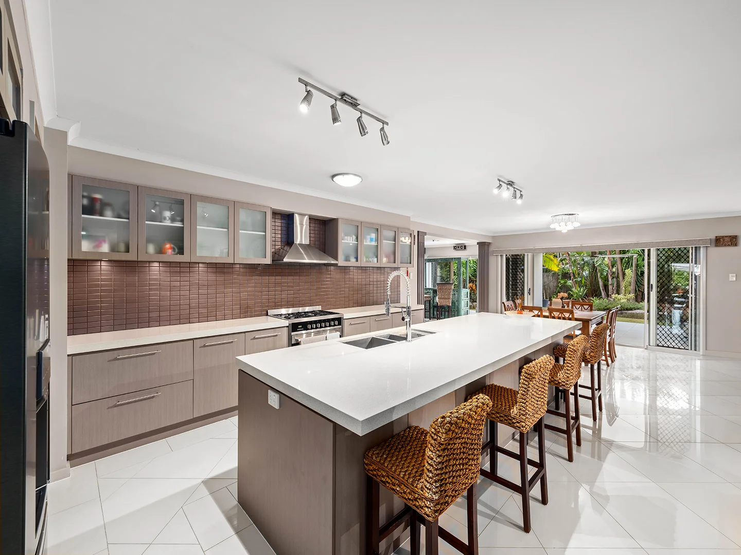 Additional image 28 of 10 Saint Ives Court, Redland Bay QLD 4165