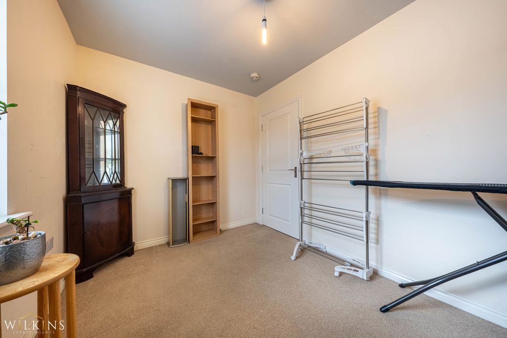 Additional image 11 of 2 bed flat to rentBrights Road, Nuneaton, Warwickshire CV10