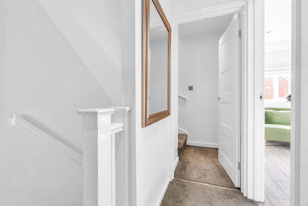 Additional image 16 of 3 bed terraced house for saleThe Briars, Hertford SG13