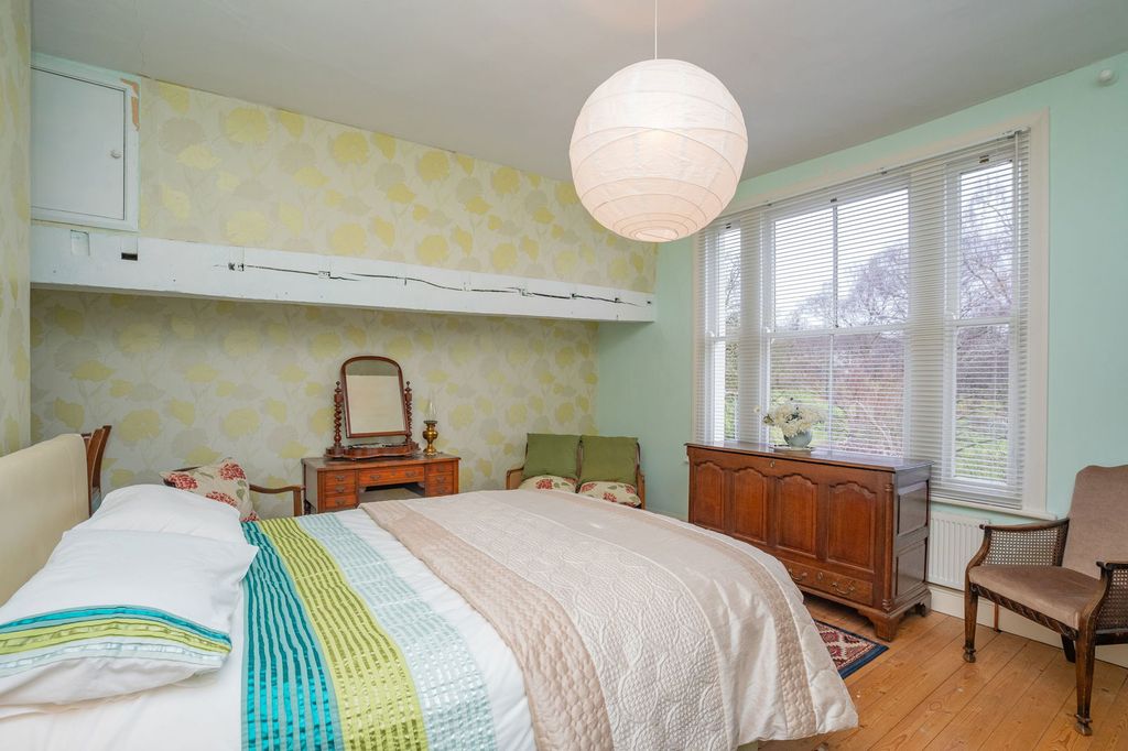 Additional image 6 of 3 bed semi-detached house for saleMoorlands Road, Malvern WR14