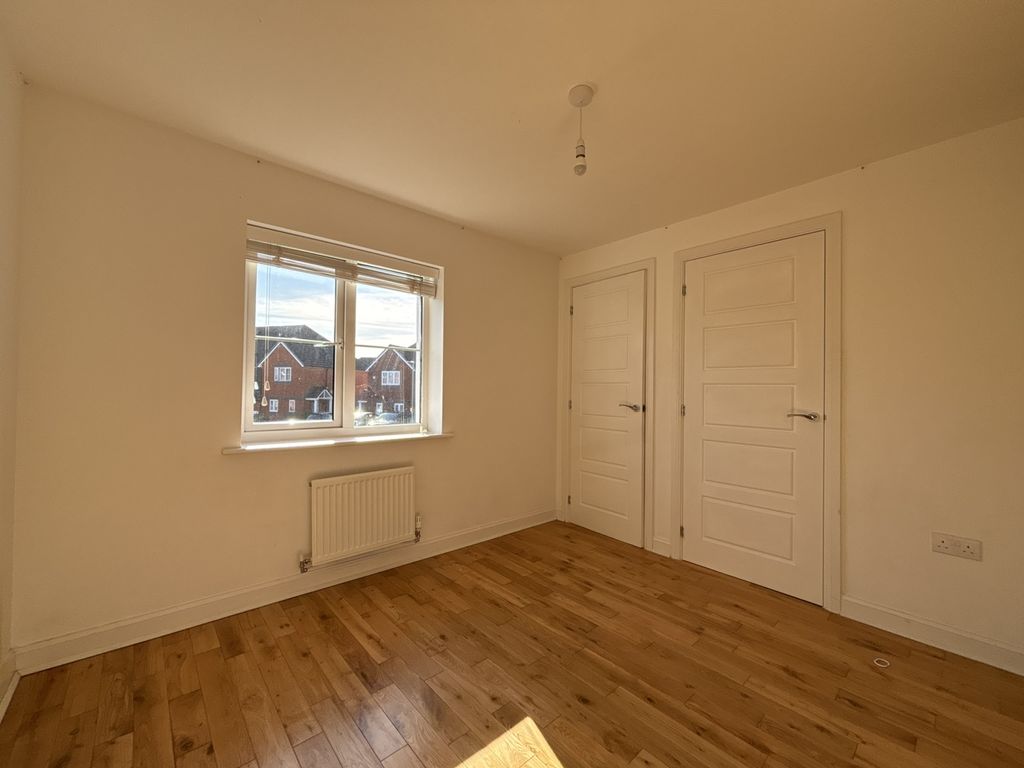 Additional image 9 of 3 bed terraced house to rentBurden Drive Bishopdown, Bishopdown, Salisbury, Wiltshire SP1