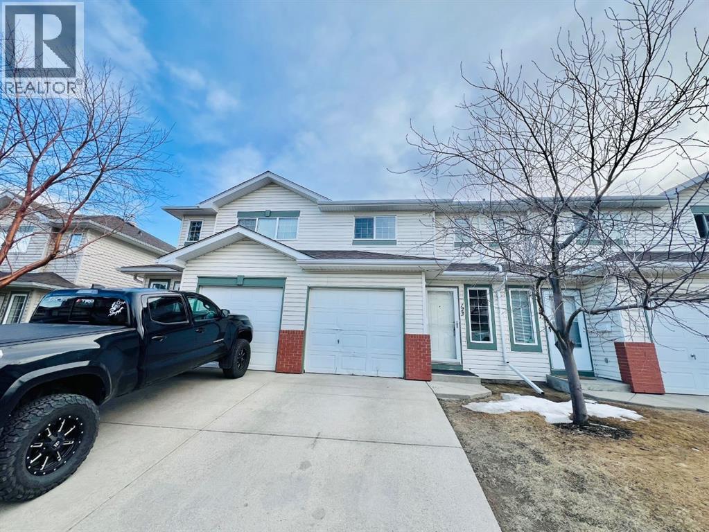 123 Country Hillas Villas NW