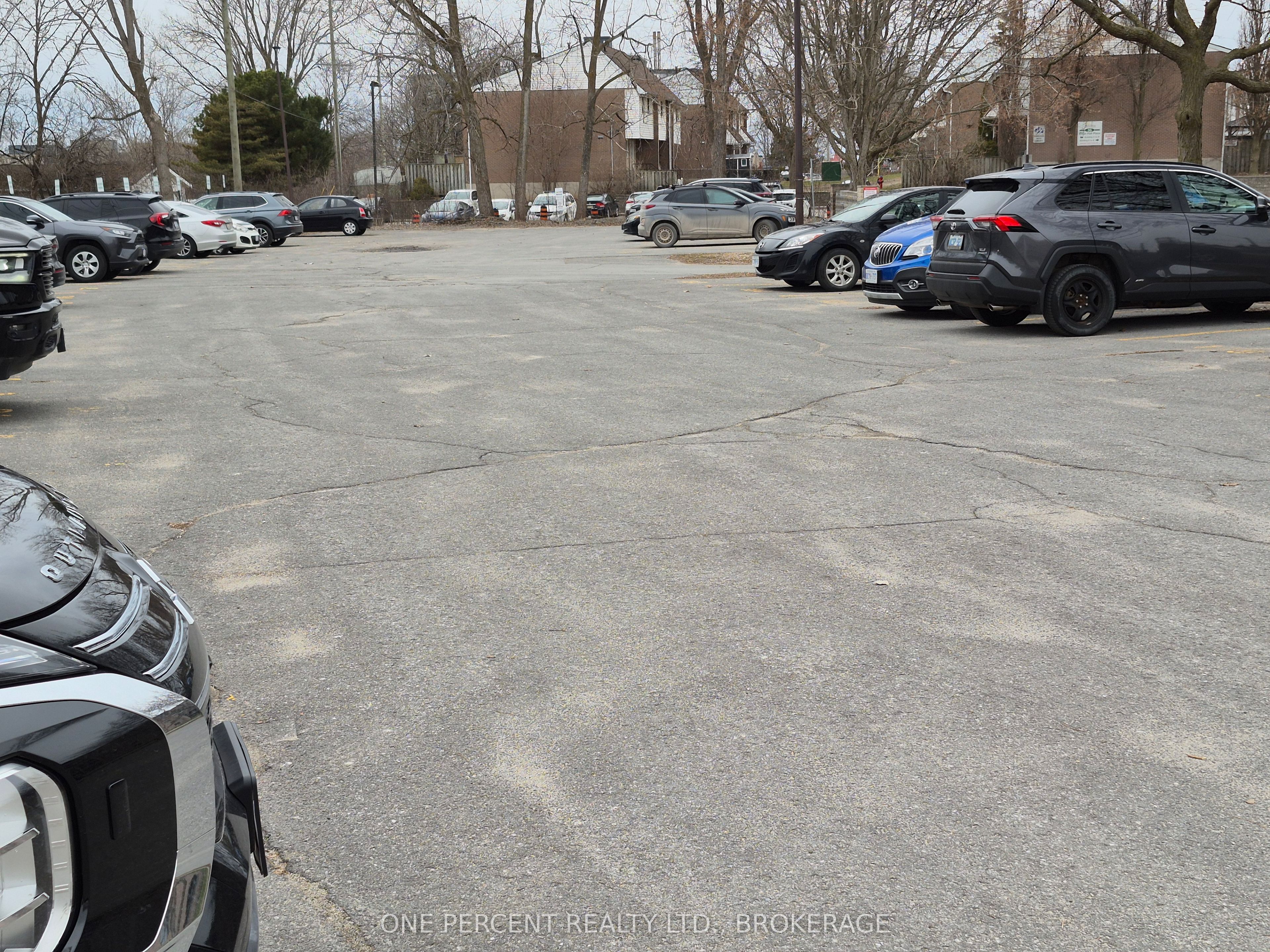 Additional image 4 of 204-17 Eldon Hall Place, Kingston, ON, K7M 7H5