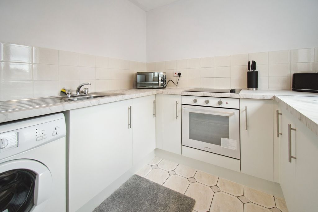 Additional image 5 of 2 bed flat to rentBulldale Street, Yoker, Glasgow G14