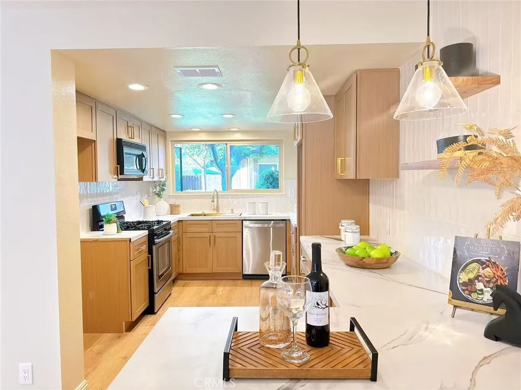 Additional image 21 of 1164 Las Lomas Drive Unit B, La Habra, CA 90631