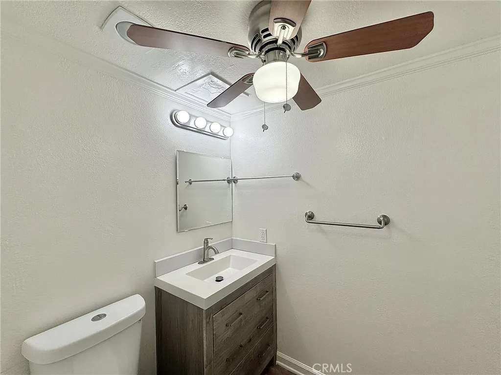Additional image 40 of 2910 S Greenville St Unit H, Santa Ana, CA 92704